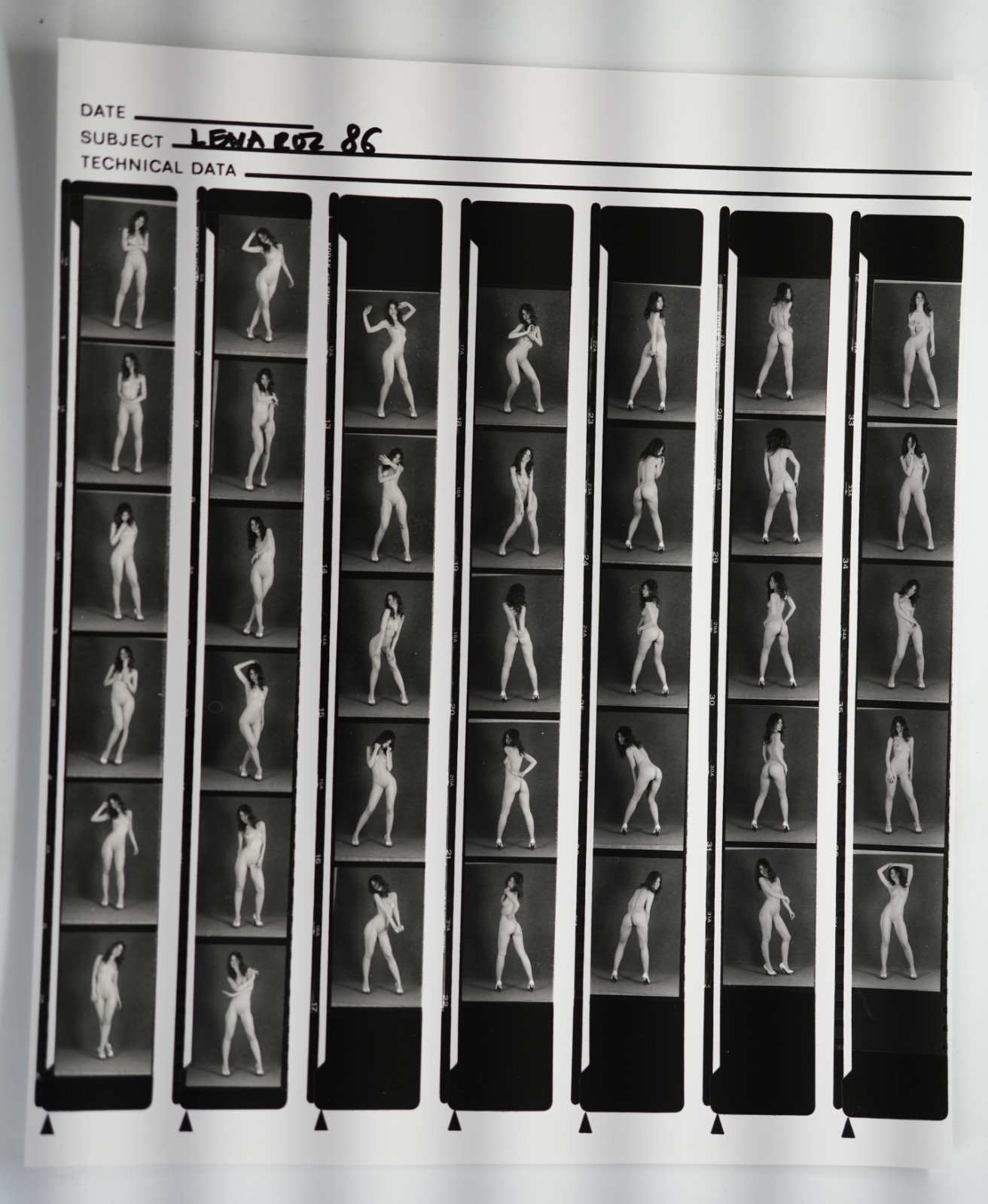 TIRAGE PHOTO Argentique planche contact nu artistique femme nue 24X29cm 1980