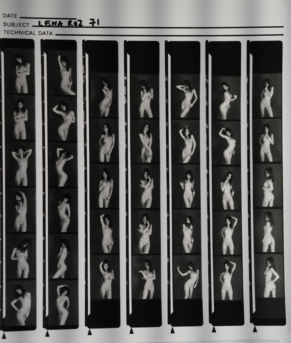 TIRAGE PHOTO Argentique planche contact nu artistique femme nue 24X29cm 1980