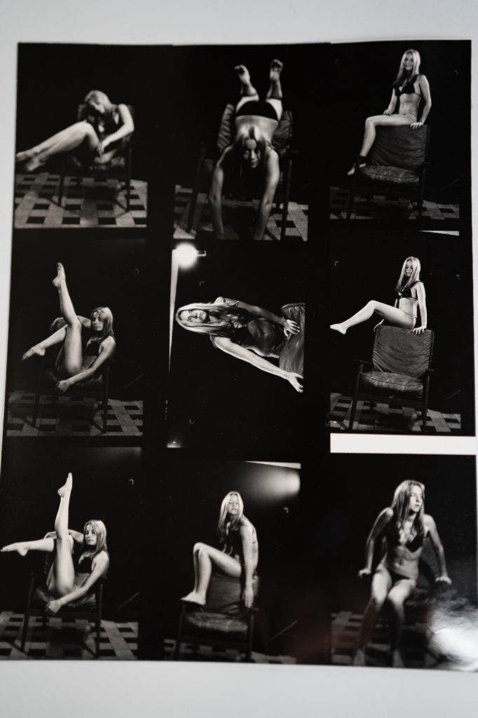 PHOTO Argentique France Planche contact Femme nue nu artistique 18X24cm vue 6X6C