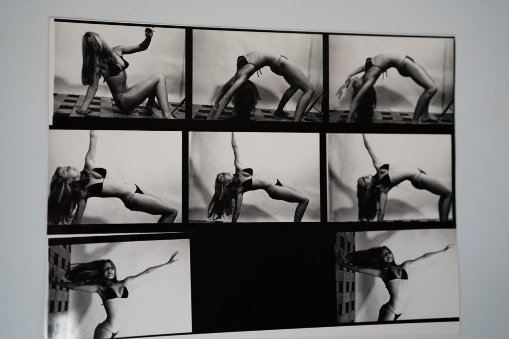 PHOTO Argentique France Planche contact Femme nue nu artistique 18X24cm vue 6X6C