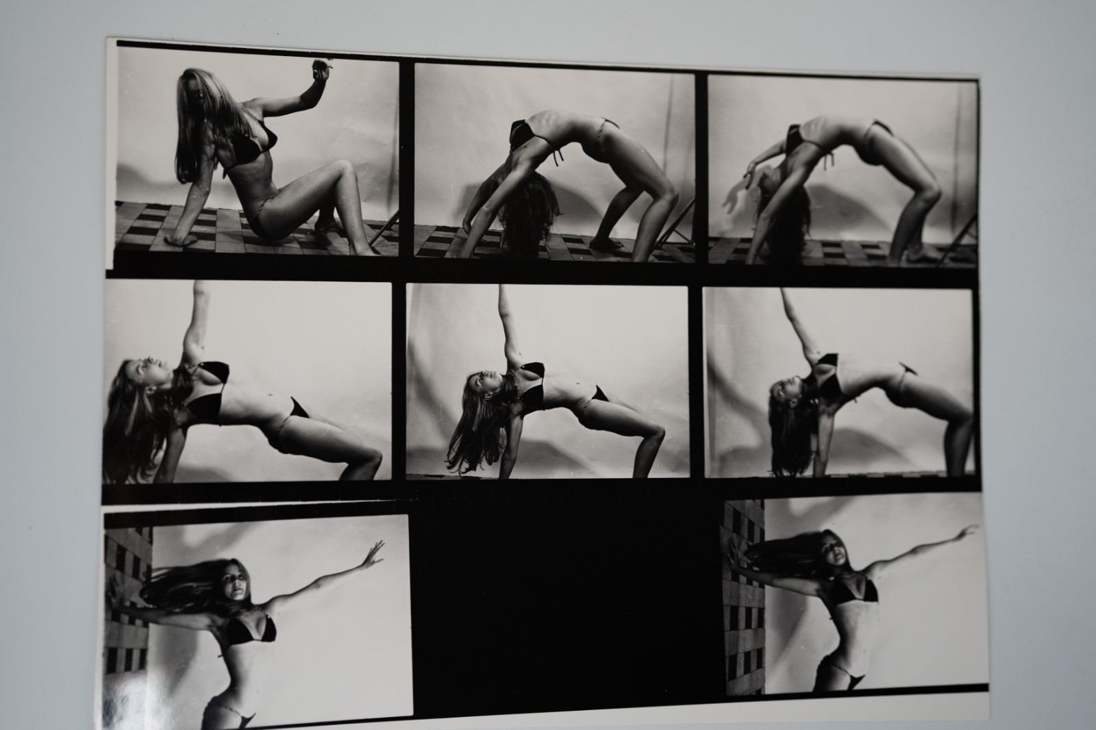 PHOTO Argentique France Planche contact Femme nue nu artistique 18X24cm vue 6X6C