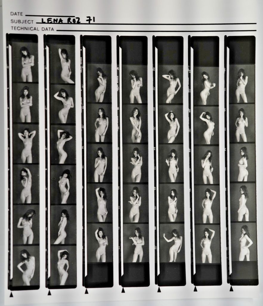 TIRAGE PHOTO Argentique planche contact nu artistique femme nue 	24X29cm 1980