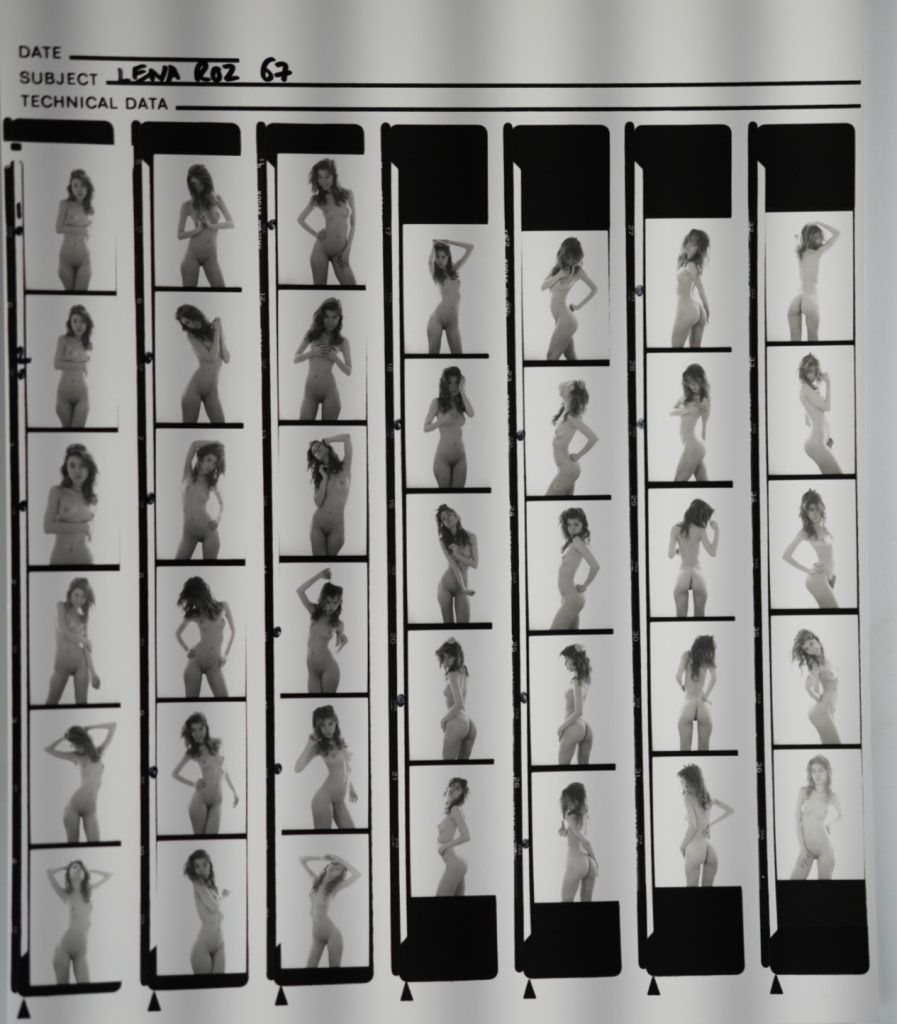 TIRAGE PHOTO Argentique planche contact nu artistique femme nue 	24X29cm 1980