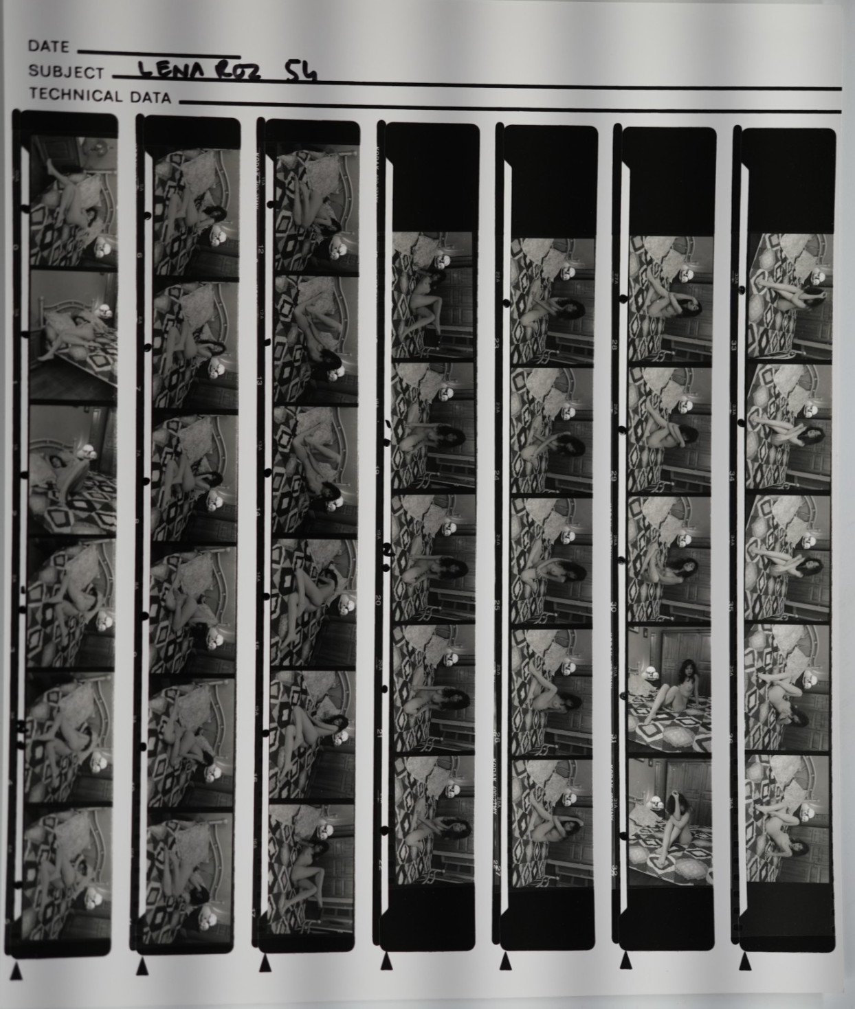 TIRAGE PHOTO Argentique planche contact nu artistique femme nue 24X29cm 1980