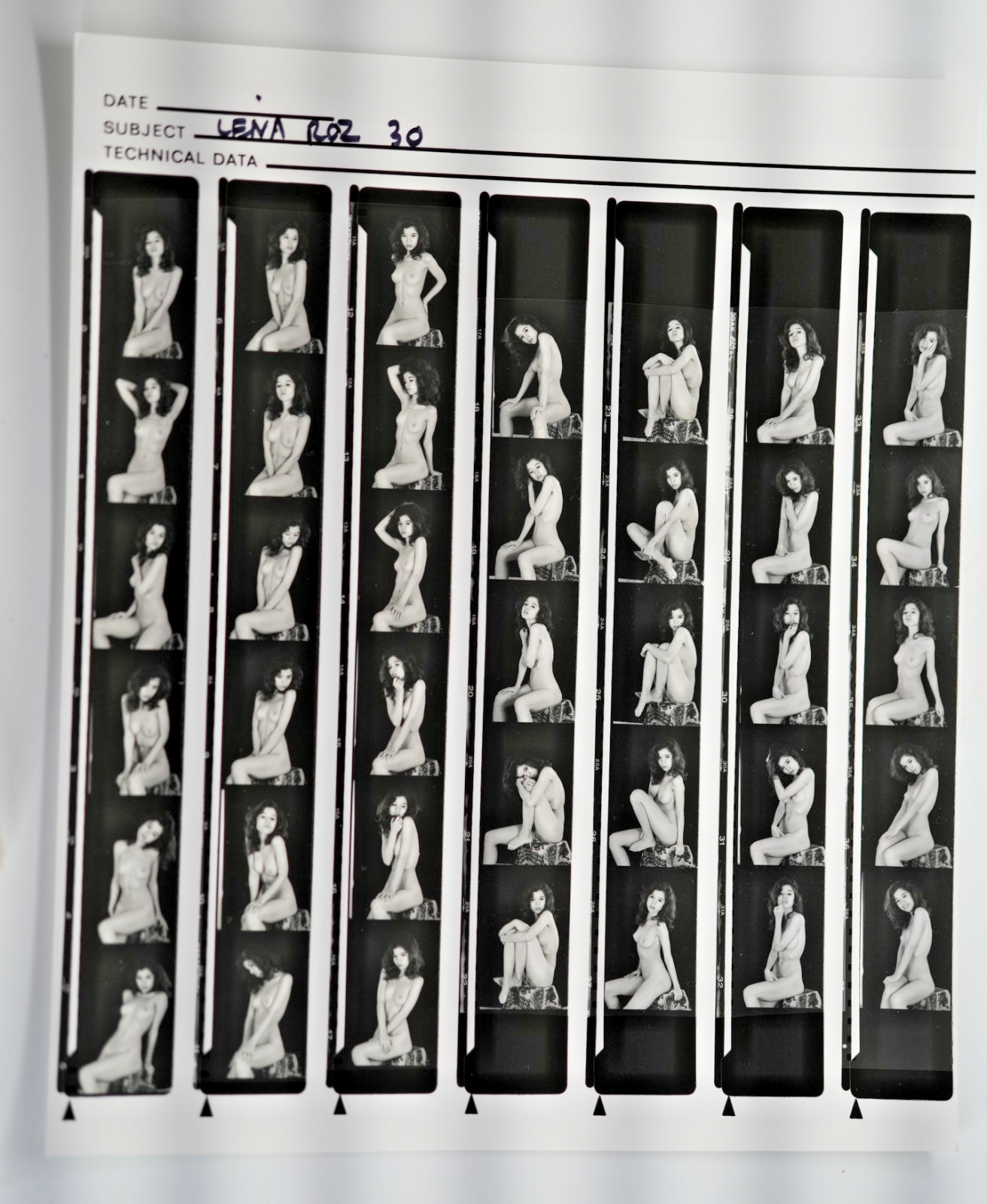 TIRAGE PHOTO Argentique planche contact nu artistique femme nue 24X29cm 1980
