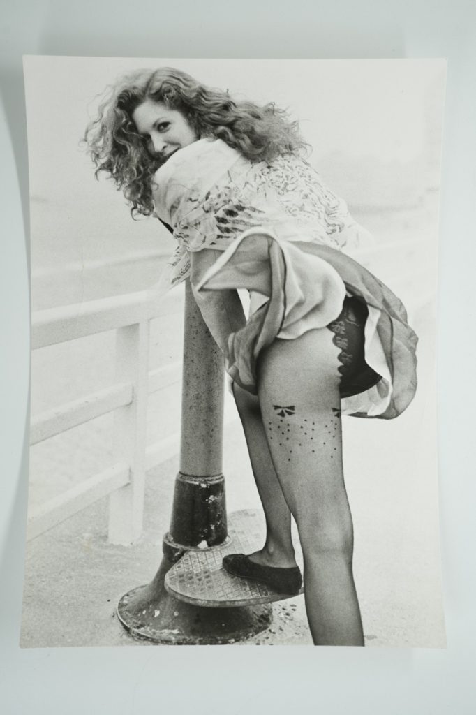 PHOTO	Argentique ERGEE MODE LINGERIE 199O STUDIO SERVICE DE PRESSE 15X21cm