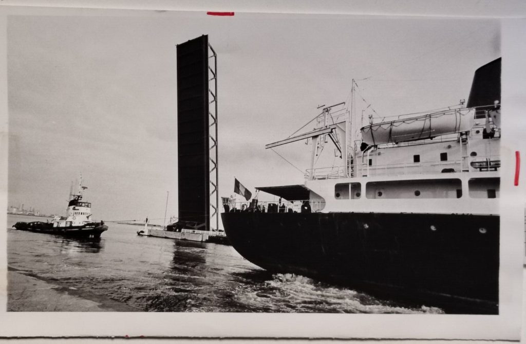 TIRAGE PHOTO	ARGENTIQUE PHOTO DE PRESSE 1970	NORMANDIE 13X22cm BATEAU