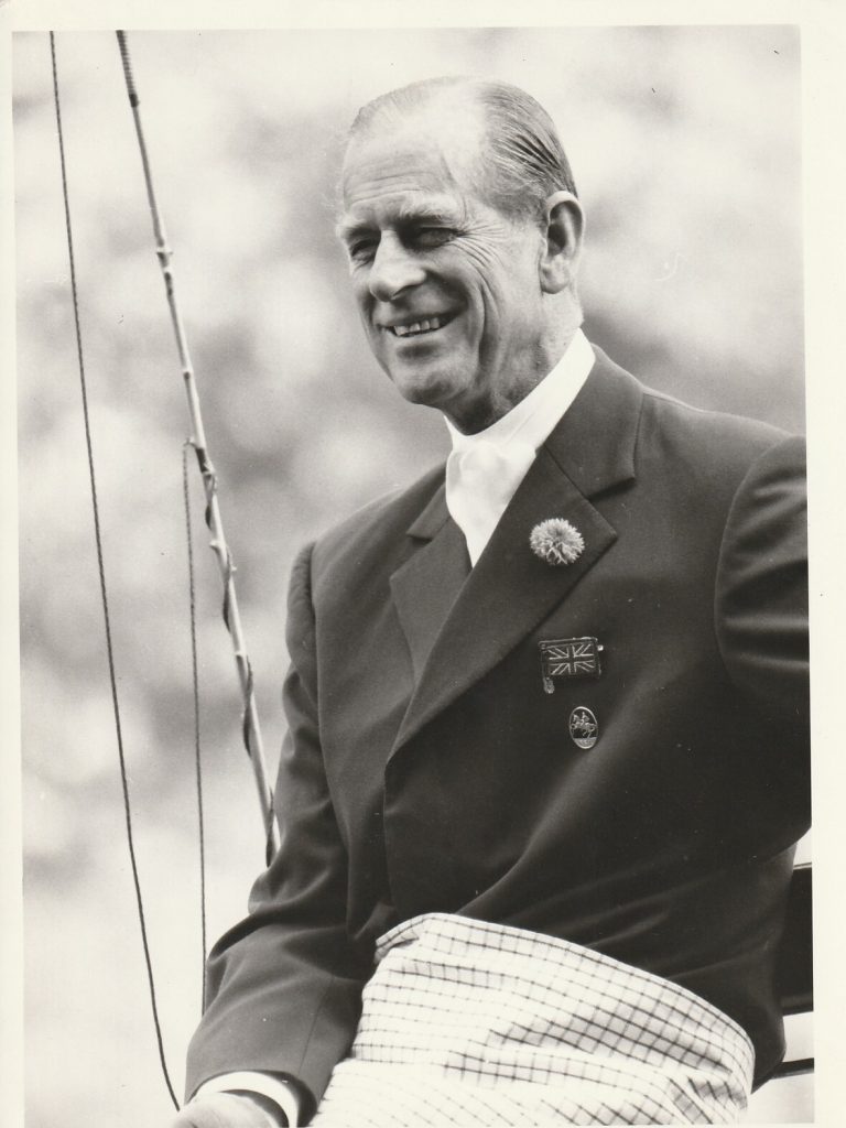 TIRAGE PHOTO	DE PRESSE  1982	PRINCE PHILIP ROYAL WINDSOR HORSE SHOW 15X20cm