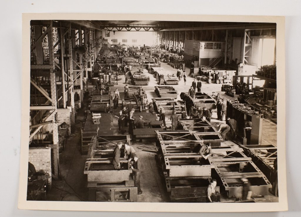 TIRAGE PHOTO ARGENTIQUE OFFICIEL BRITANIQUE DE PRESSE MILITARIA 1945 15X21cm