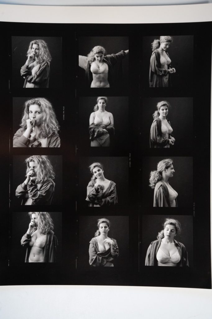 PHOTO Argentique Planche Contact Nu artistique femme nue 24x30cm vue 6X6cm