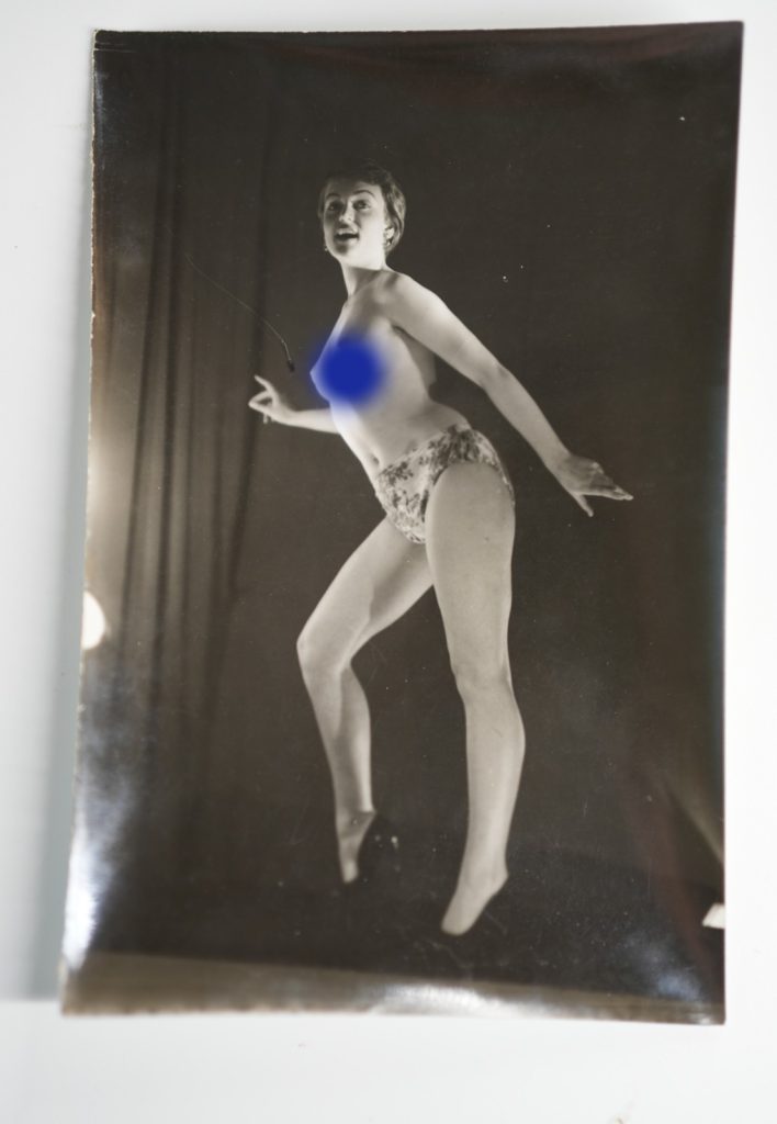 PHOTO ARGENTIQUE 1960 STUDIO PINUP FEMME NUE NU ARTISTIQUE 13X18cm