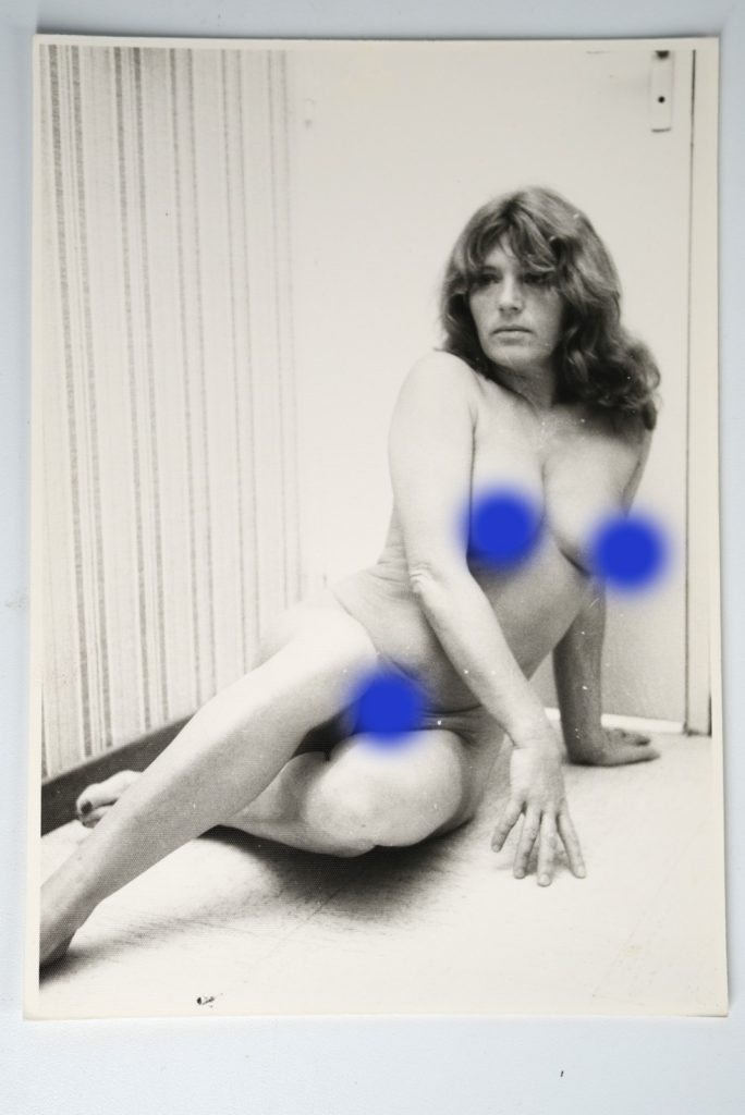 PHOTO ARGENTIQUE AMATEUR 1970 PINUP FEMME NUE NU ARTISTIQUE FORMAT 13X18cm