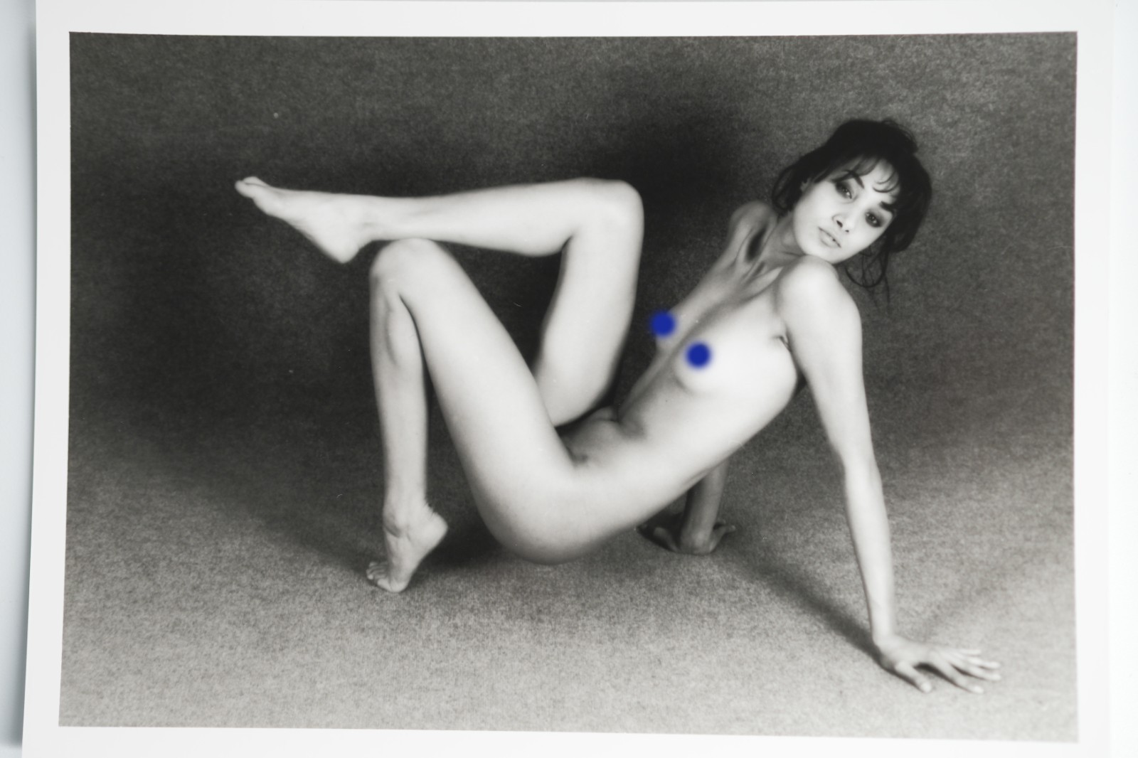 PHOTO Argentique France Femme nue studio nue artistique 13X18cm 1980