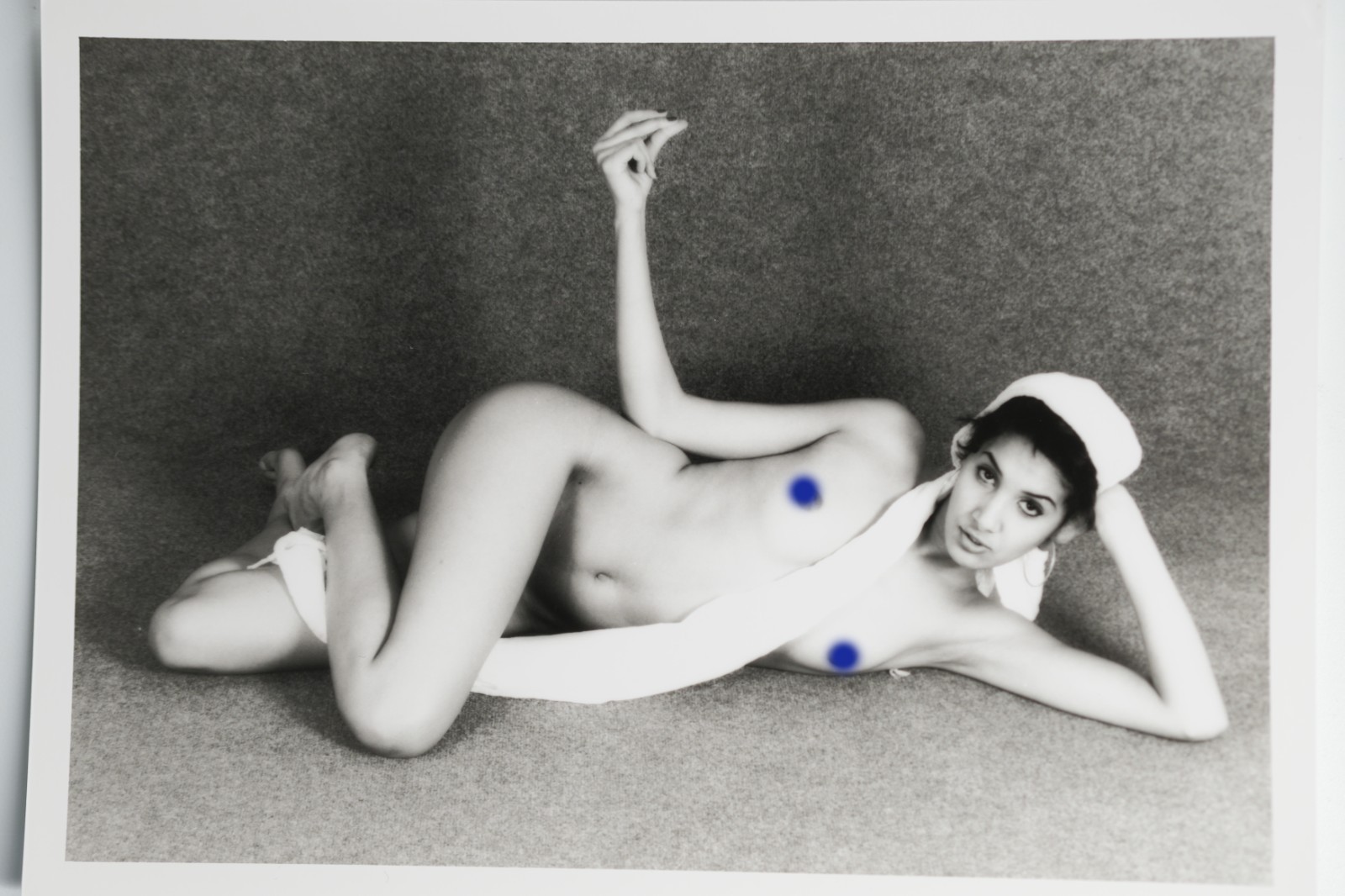 PHOTO Argentique France Femme nue studio nue artistique 13X18cm 1980