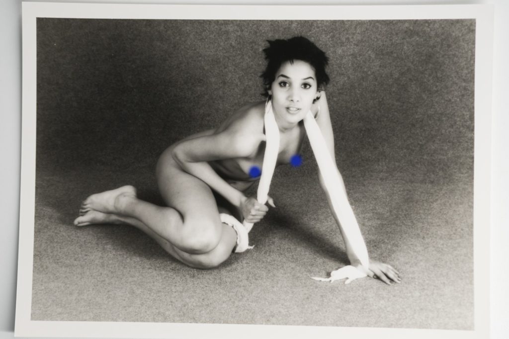 PHOTO Argentique France Femme nue studio nue artistique 13X18cm 1980
