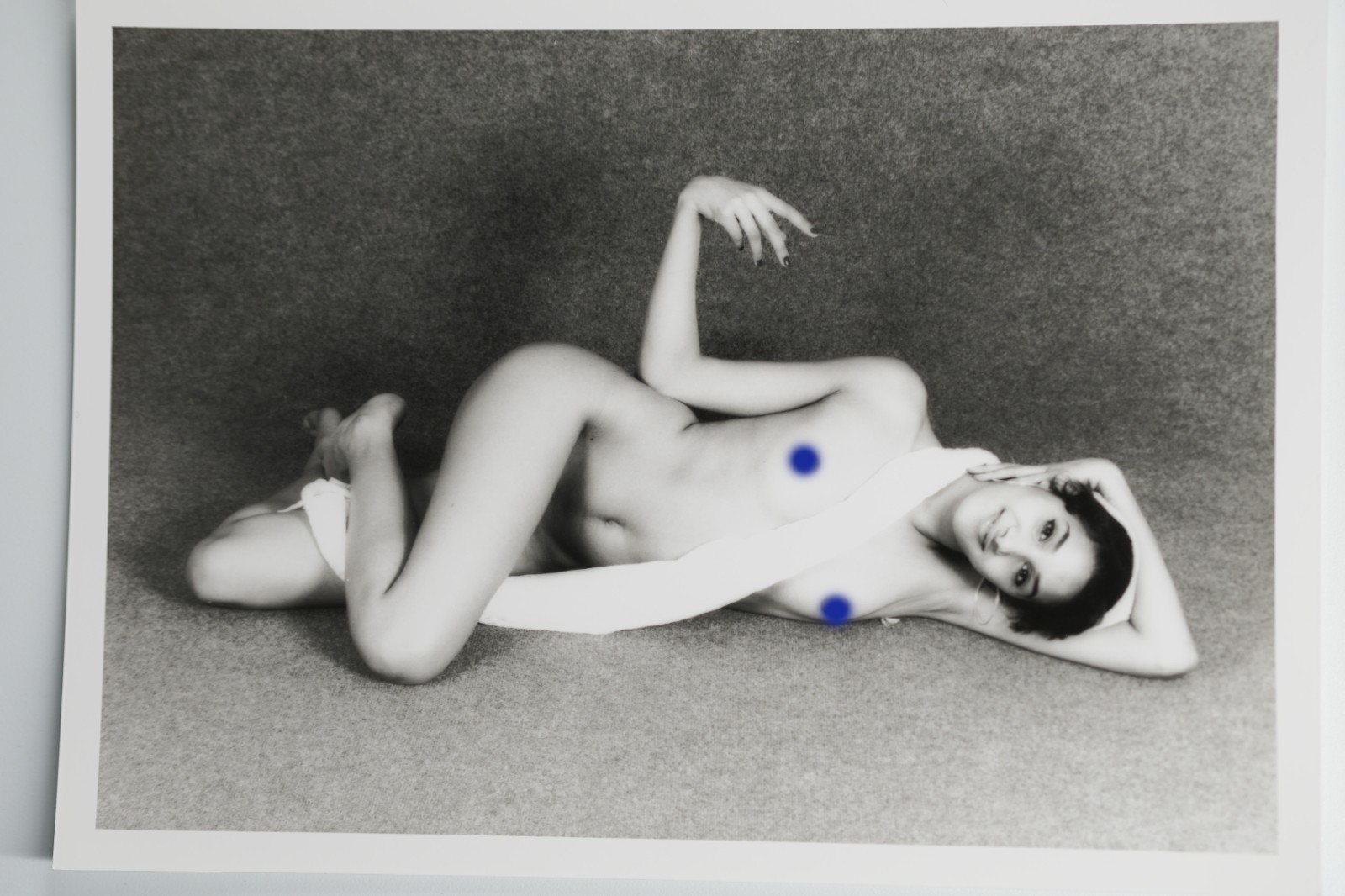 PHOTO Argentique France Femme nue studio nue artistique 13X18cm 1980