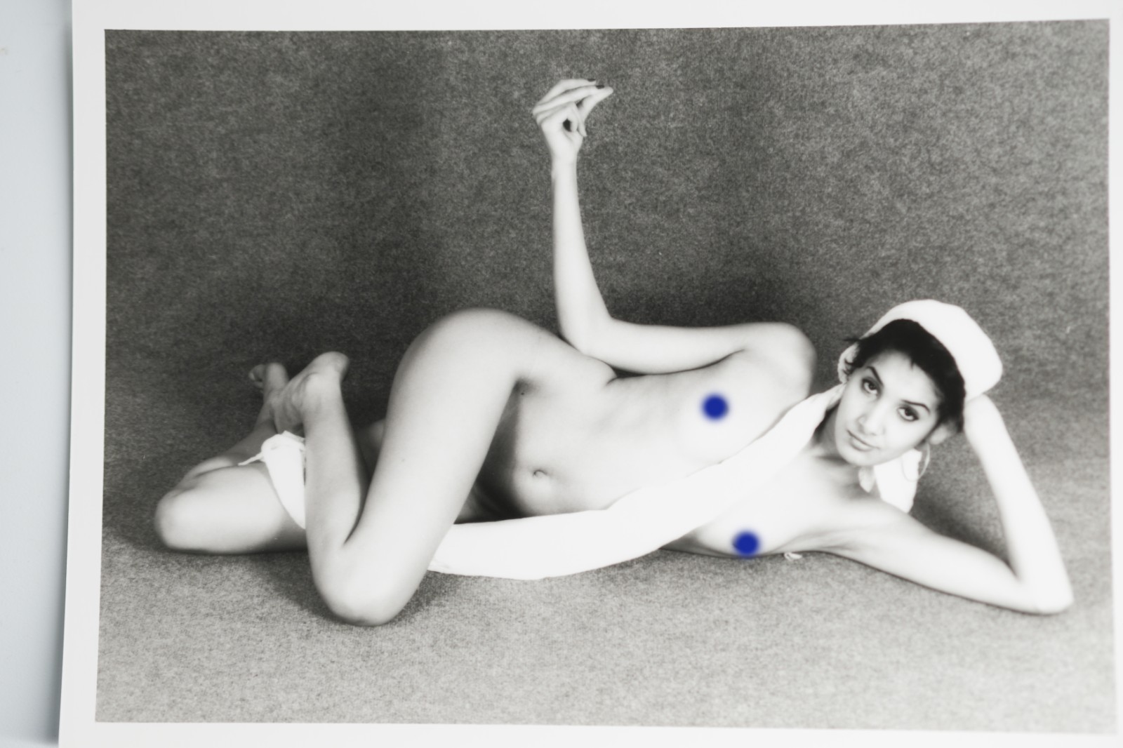 PHOTO Argentique France Femme nue studio nue artistique 13X18cm 1980