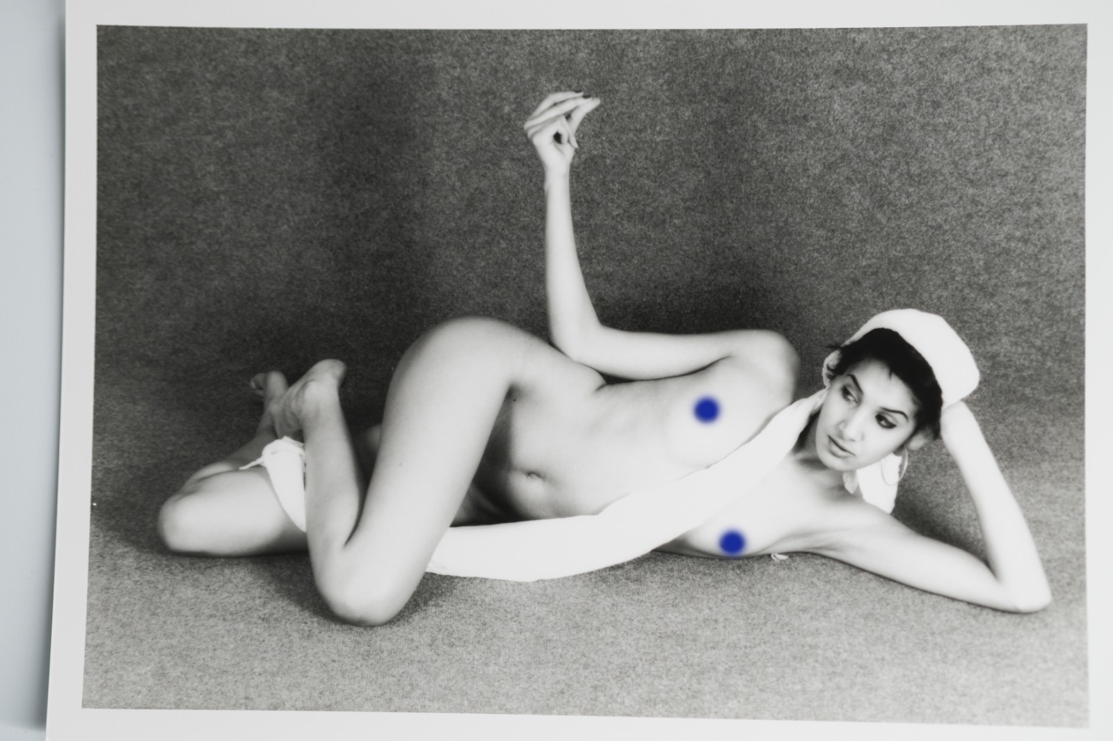 PHOTO Argentique France Femme nue studio nue artistique 13X18cm 1980