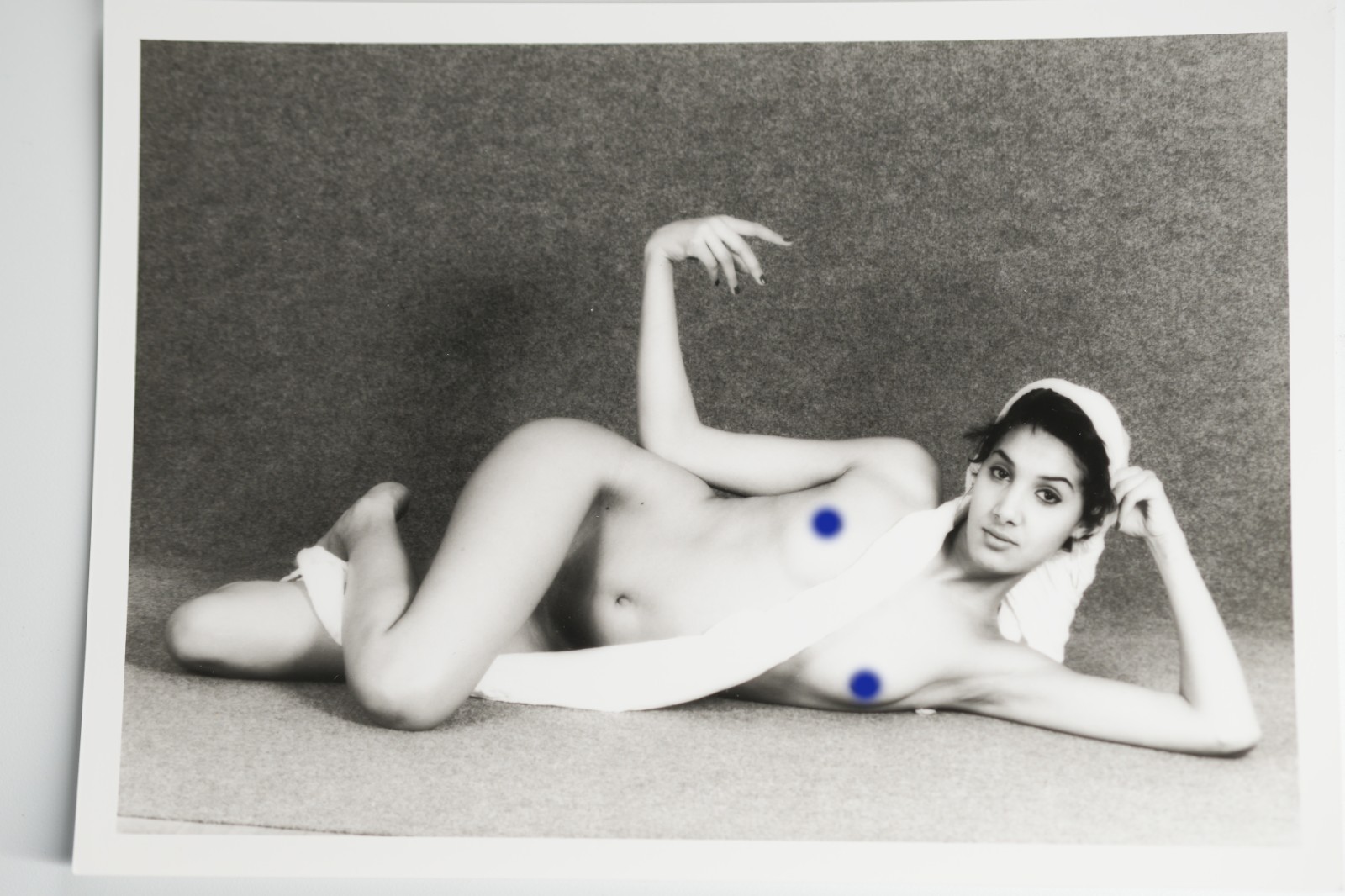 PHOTO Argentique France Femme nue studio nue artistique 13X18cm 1980