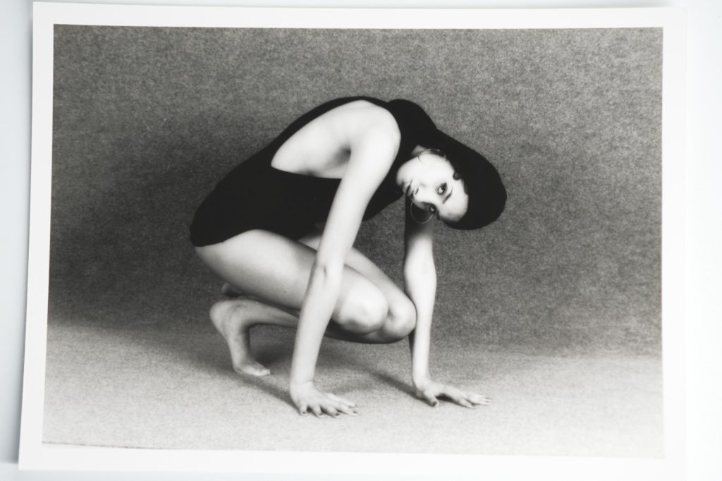 PHOTO Argentique France Femme nue studio nue artistique 13X18cm 1980